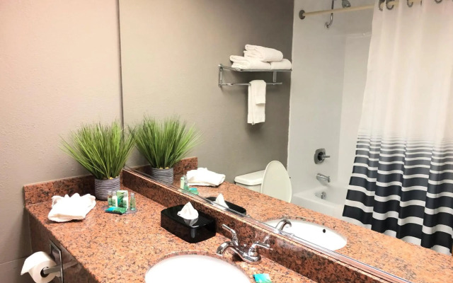 Capital Plaza Hotel
