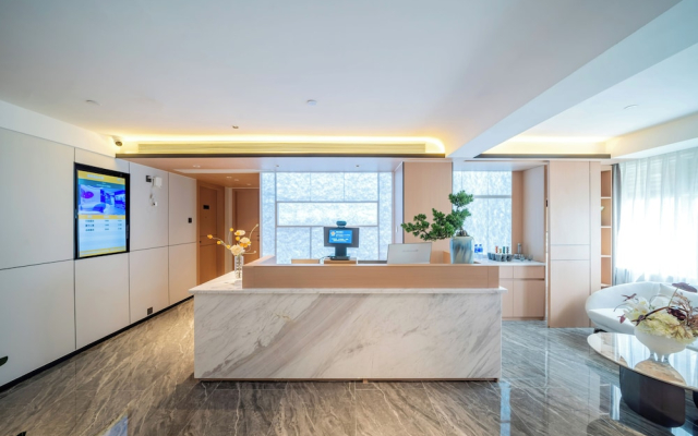 Ritz Star City View Residence
