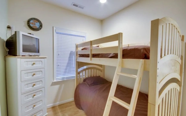 Boards Edge 103 - 4 Br Townhouse