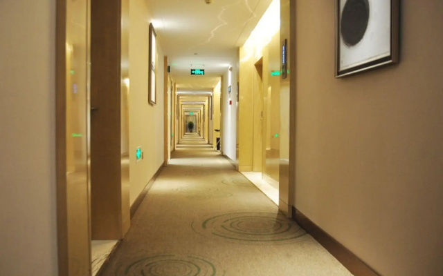 GreenTree Inn Zhuma Railway Station Qian Plaza Branch