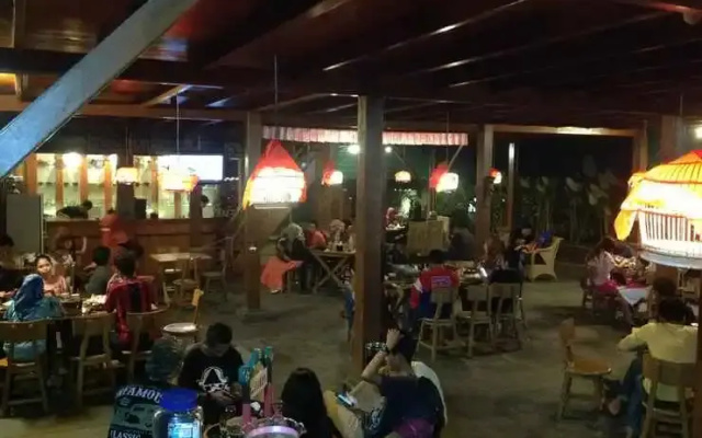 Palanta Roemah Kajoe Syariah Villa