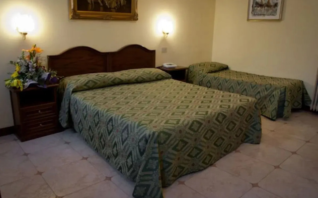 Hotel Atmosphere