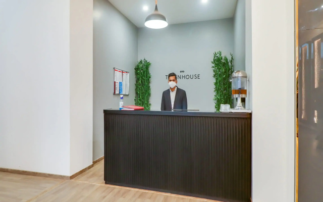 Super Townhouse Jashn