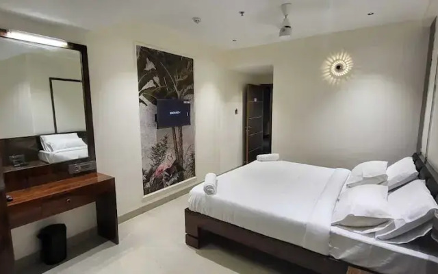 Model Grand Inn