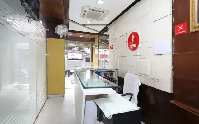 OYO 10277 Hotel Delux Golden
