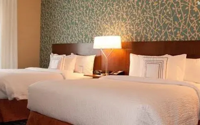 Fairfield Inn & Suites Canton South