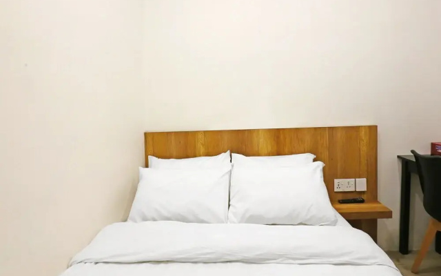 OYO 90592 Leisure Lodge