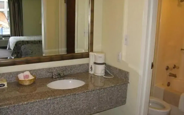 Walking Horse Lodge Lewisburg