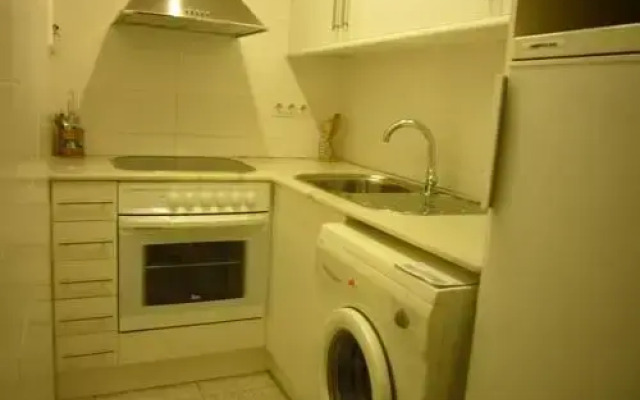 Apartaments Sant Jordi Sagues