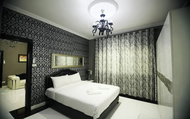 Golden Star Pattaya