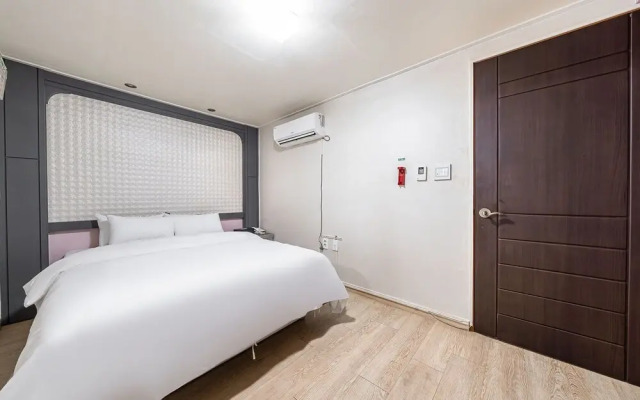 Pocheon Social Hotel
