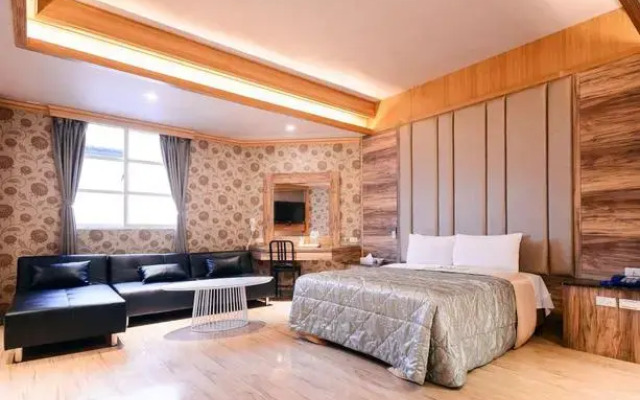 Hami Melon Motel