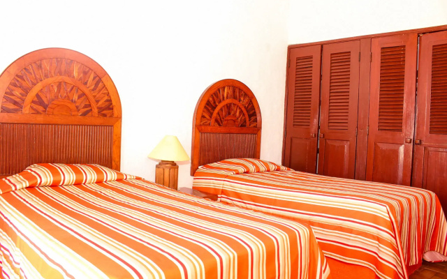 Hotel Plaza Tucanes