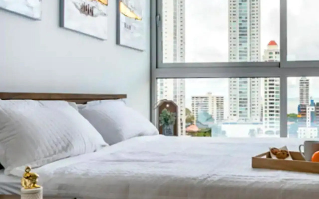 Espectacular Apartamento con Piscina en Panamá