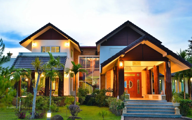 Baan Phu Luang Resort