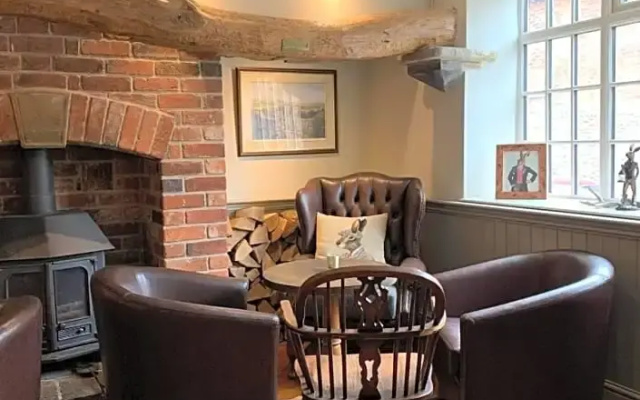 The Boot and Shoe Inn