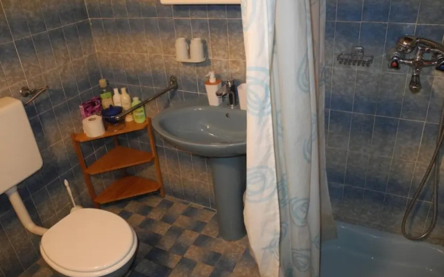Apartment Biro 4 1 pax
