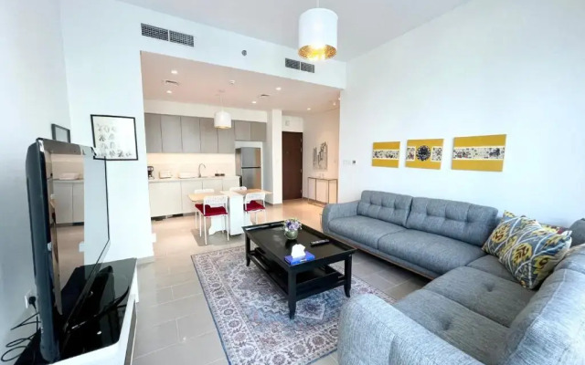 Wonderful 2bedroom with Balcony -Dubai Hills
