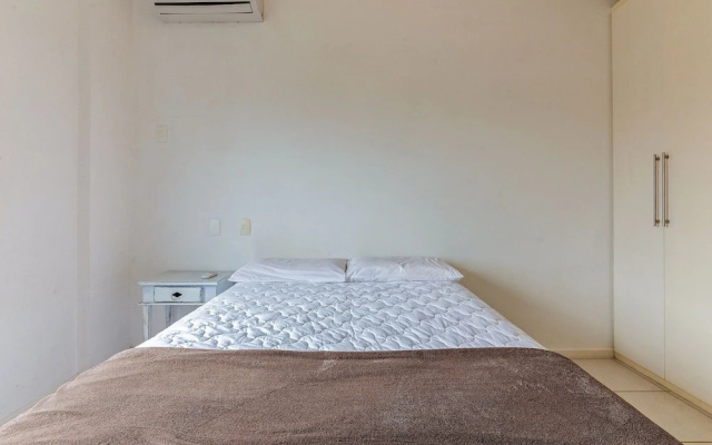 Apt With Pool 250m From Jurere Beach Aya201