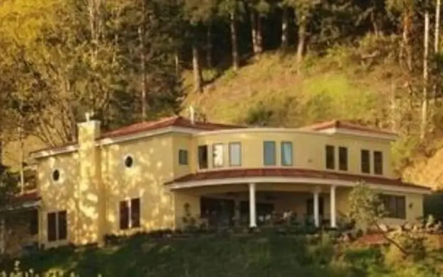 The Villa at Little Cape Horn