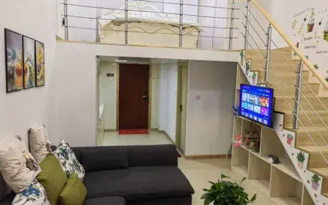 Huzhou Yiyunge Homestay (Nanxun Ancient Town Wuyue Plaza Branch)
