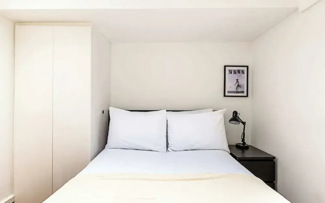 Fitzrovia Townhouse Apartment