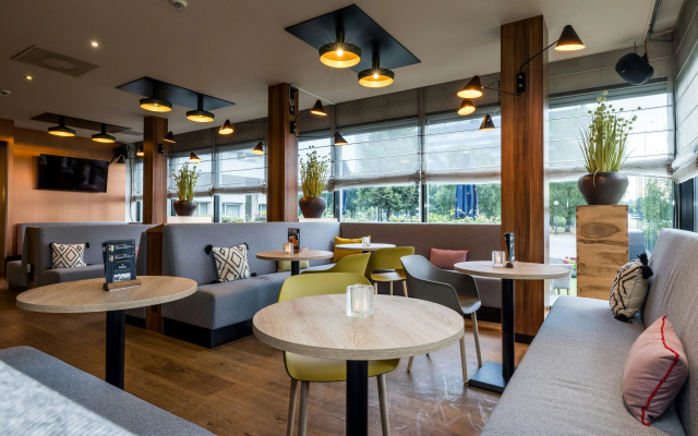 Holiday Inn Eindhoven Centre by IHG