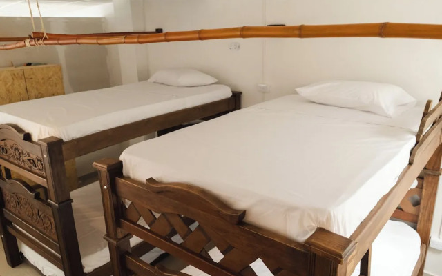 Raizen Hostel