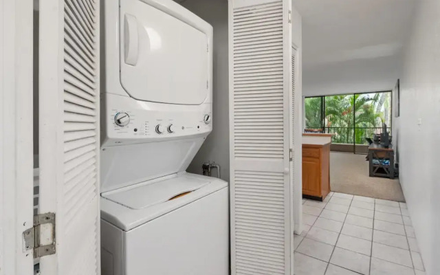 Big Island Kalanikai 213 1 Bedroom Condo