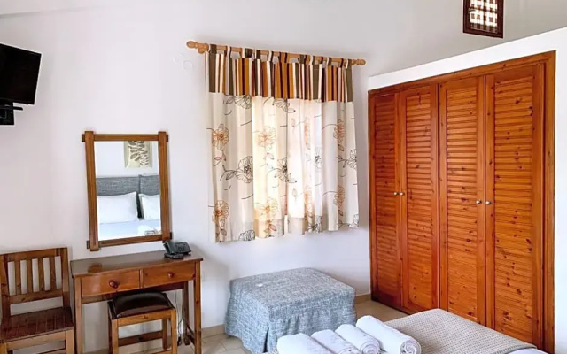Villa Kosta Hotel & Apartments