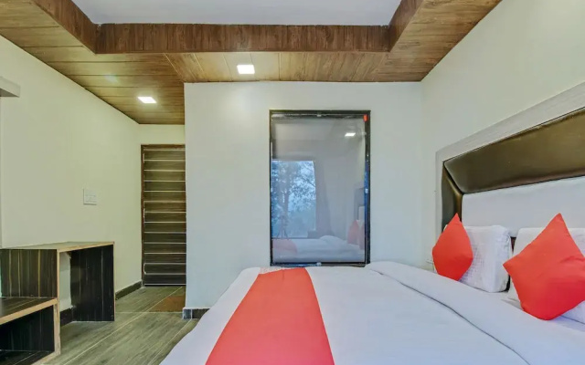 Oyo 23363 Hotel Highland