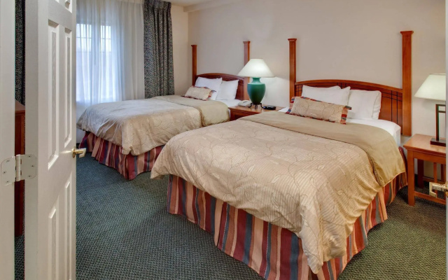 Staybridge Suites Chicago-Oakbrook Terrace by IHG