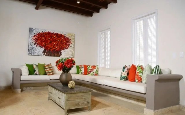 Casa de la Muralla