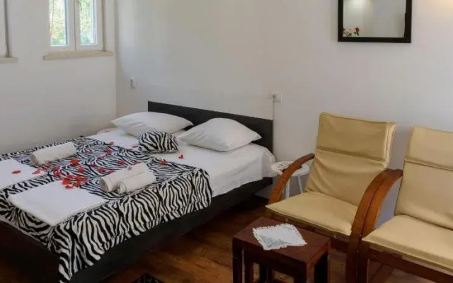 Dino and Jele Apartments