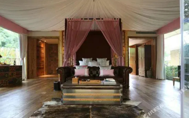 Miaoxi Tent Holiday Hotel