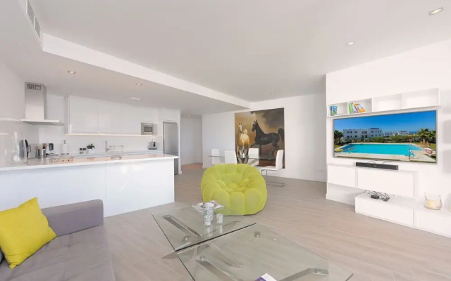 Apartment Yvonny Cabopino Canovas