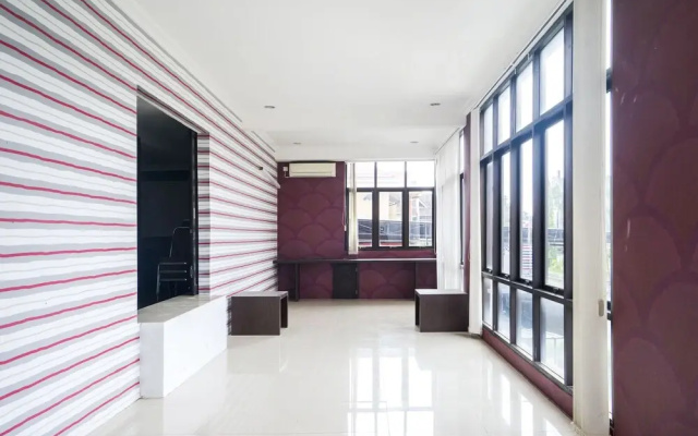 OYO 1411 Djakarta Hotel Syariah