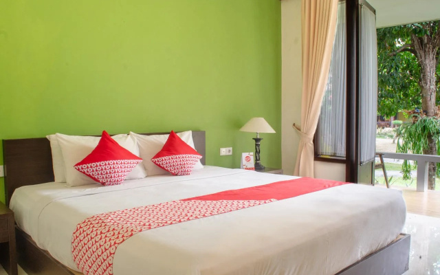 Mascot Beach Hotel