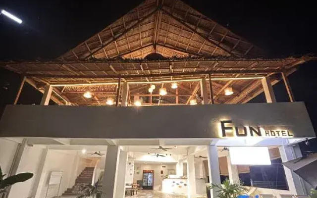 Fun Hotel