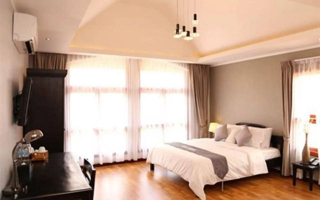 Villa Cambell Hotel & Cafe