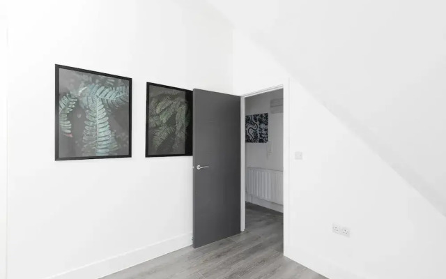 Skyvillion -vineyard Court- Enfield 1bed Wbalcony
