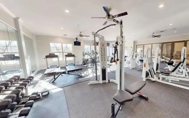 Landing Modern 2BD Gym Clubhouse