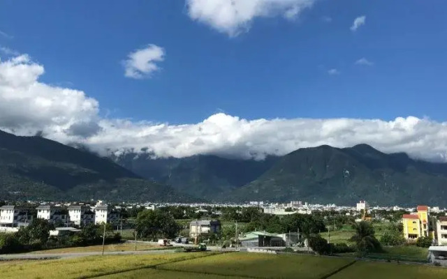遊山水民宿一二館來電可享優惠方案