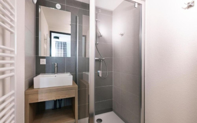 Premium 2-bedroom Lodge Near Slopes
