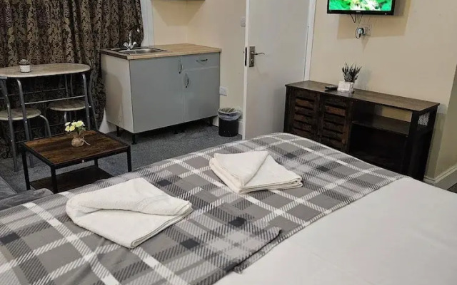 Studio 24-Free Private Parking