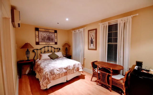 The Burleigh Falls Inn & Suites