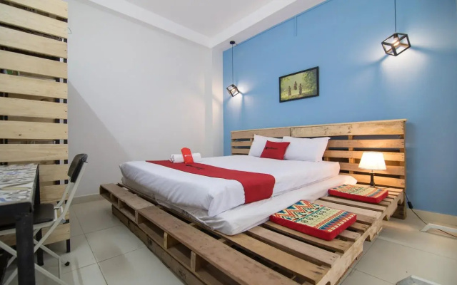 RedDoorz at Nguyen Binh Khiem Street