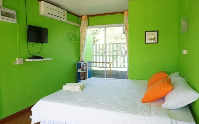 Thong Hug House Resort