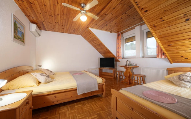 Rooms & Apartments Pr Matjon