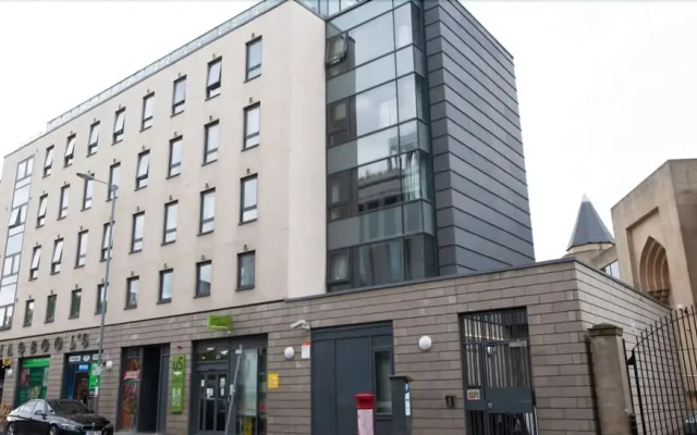 Lady Nicolson Court - Campus Accommodation
